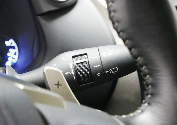 Lexus NX cena 139900 przebieg: 60000, rok produkcji 2021 z Szczytno małe 781